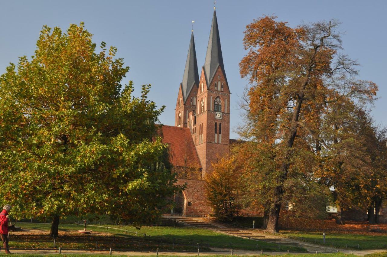 Kulturfreizeiten Ferienwohnungen Neuruppin Ngoại thất bức ảnh